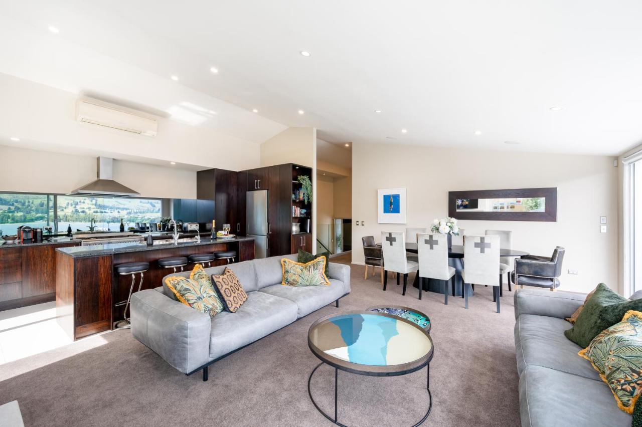 Luxury Lakeview Vista Apartment Wanaka Exteriör bild