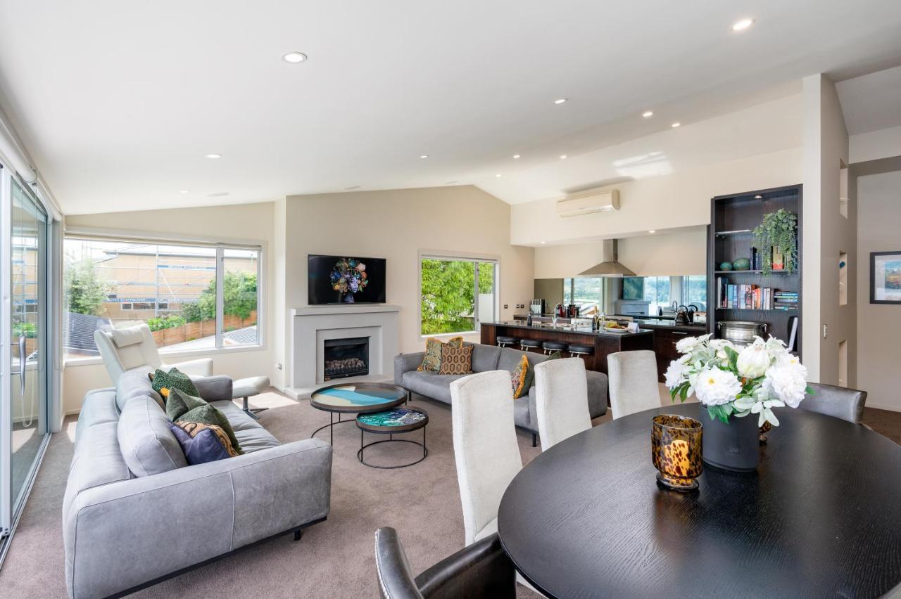 Luxury Lakeview Vista Apartment Wanaka Exteriör bild